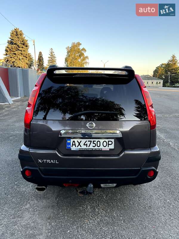Внедорожник / Кроссовер Nissan X-Trail 2008 в Валках