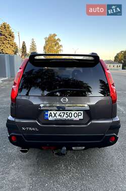 Внедорожник / Кроссовер Nissan X-Trail 2008 в 