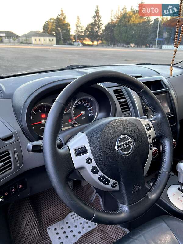 Внедорожник / Кроссовер Nissan X-Trail 2008 в Валках
