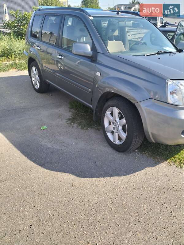 Внедорожник / Кроссовер Nissan X-Trail 2006 в Андрушевке