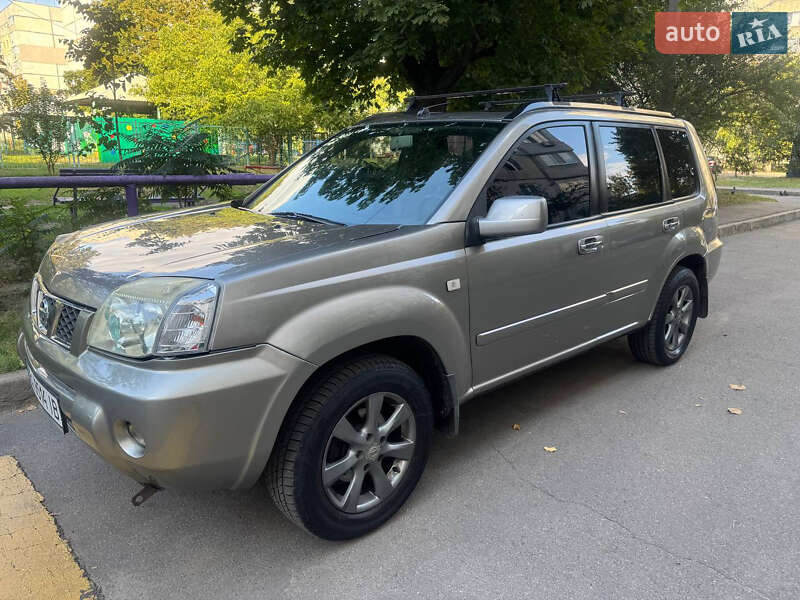 Внедорожник / Кроссовер Nissan X-Trail 2006 в Харькове