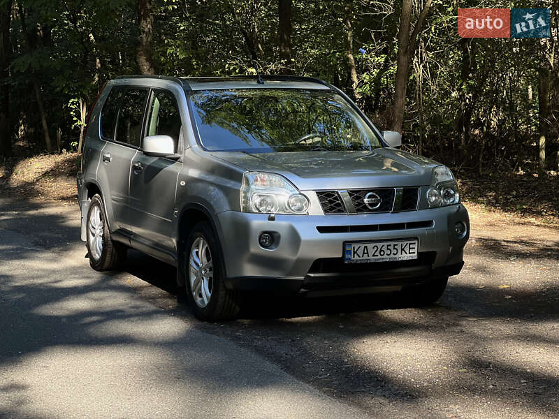 Внедорожник / Кроссовер Nissan X-Trail 2007 в 