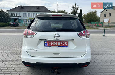 Внедорожник / Кроссовер Nissan X-Trail 2015 в 