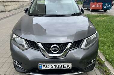 Внедорожник / Кроссовер Nissan X-Trail 2016 в Луцке