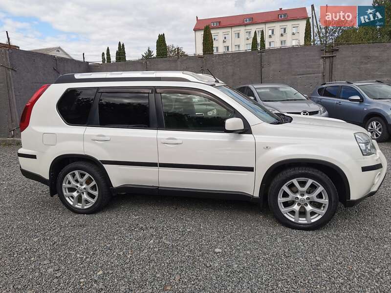 Внедорожник / Кроссовер Nissan X-Trail 2012 в Хмельницком