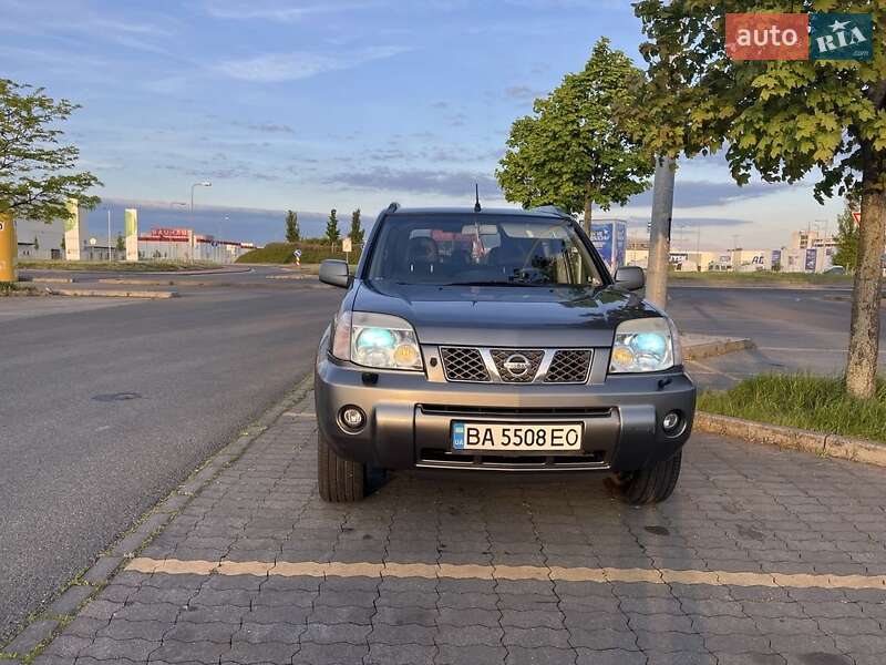 Внедорожник / Кроссовер Nissan X-Trail 2006 в Киеве