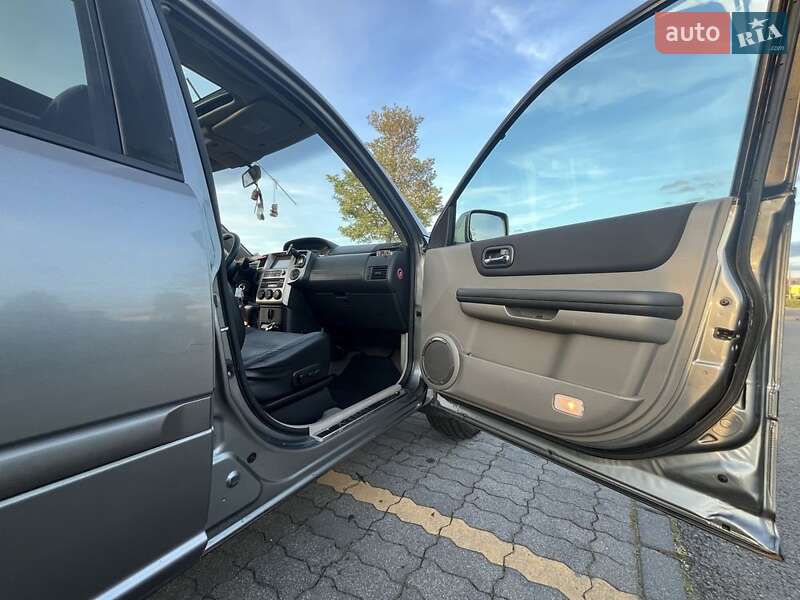 Внедорожник / Кроссовер Nissan X-Trail 2006 в Киеве