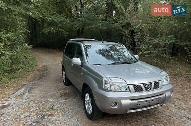 Внедорожник / Кроссовер Nissan X-Trail 2005 в Киеве