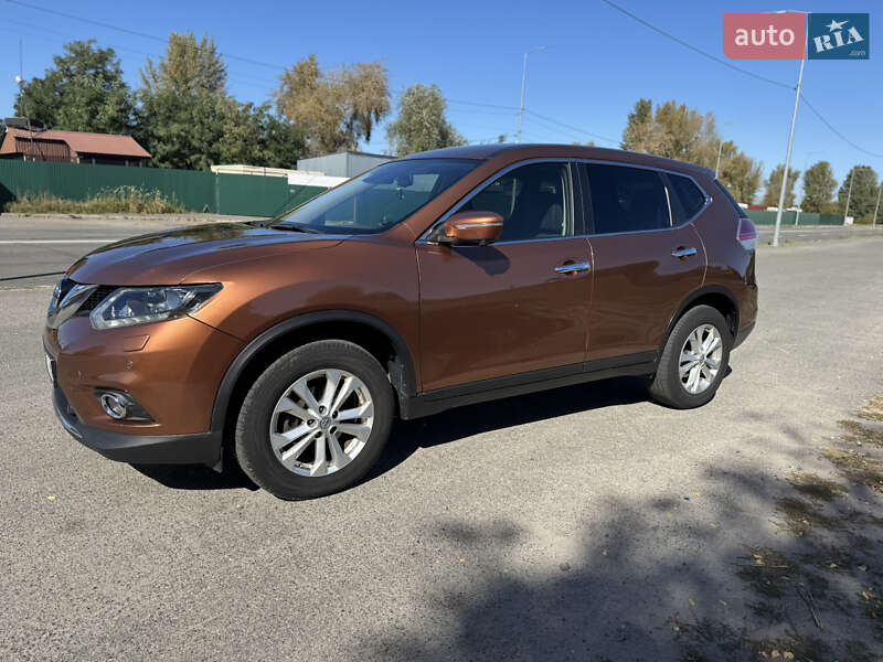 Позашляховик / Кросовер Nissan X-Trail 2014 в Києві