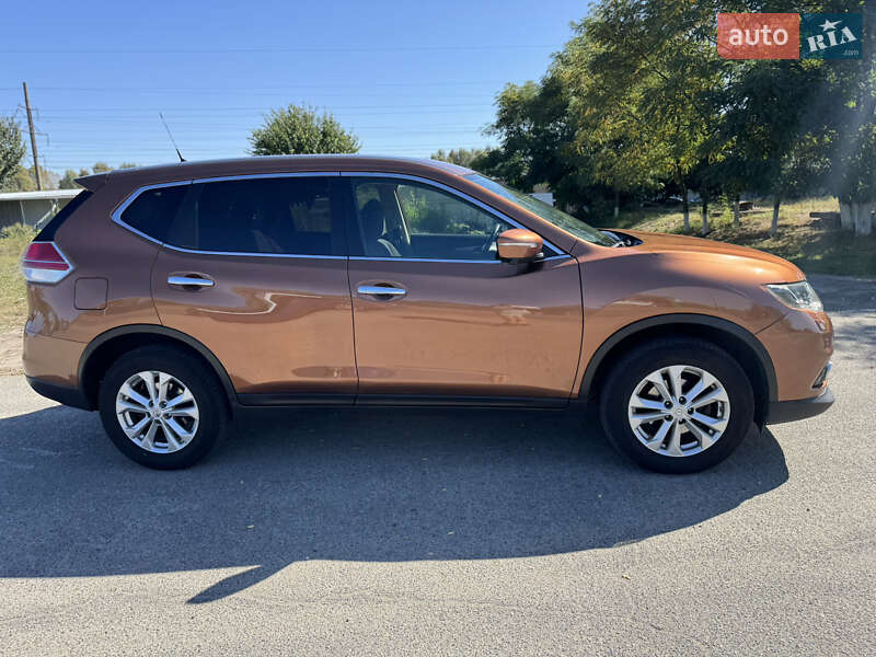 Позашляховик / Кросовер Nissan X-Trail 2014 в Києві