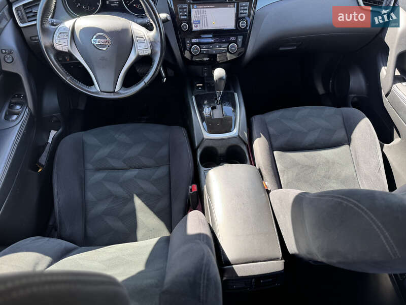 Позашляховик / Кросовер Nissan X-Trail 2014 в Києві