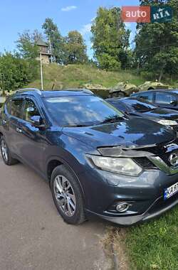 Внедорожник / Кроссовер Nissan X-Trail 2017 в Коростене