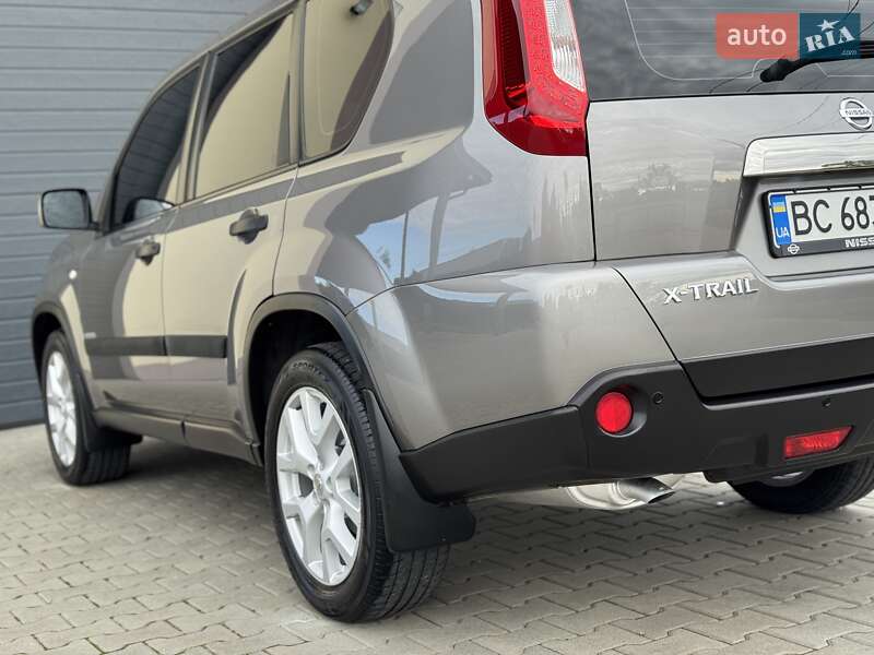 Позашляховик / Кросовер Nissan X-Trail 2010 в Стрию
