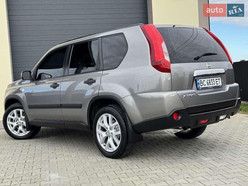 Позашляховик / Кросовер Nissan X-Trail 2010 в Стрию