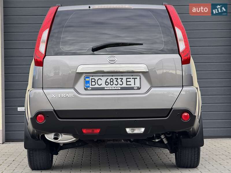Позашляховик / Кросовер Nissan X-Trail 2010 в Стрию