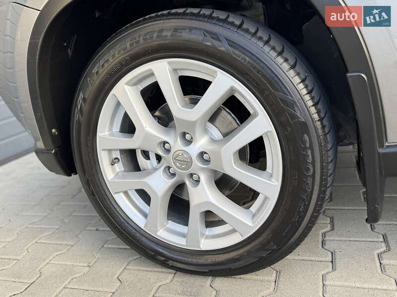 Позашляховик / Кросовер Nissan X-Trail 2010 в Стрию