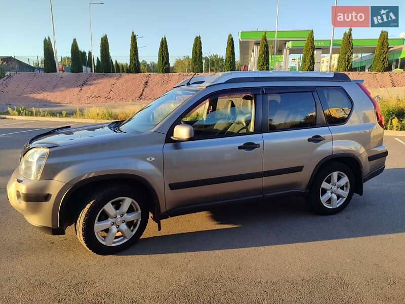 Внедорожник / Кроссовер Nissan X-Trail 2009 в Виннице