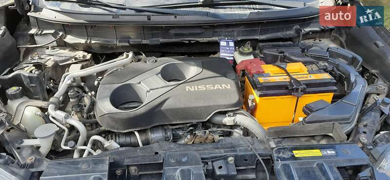 Позашляховик / Кросовер Nissan X-Trail 2017 в Новій Водолагі