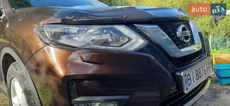 Позашляховик / Кросовер Nissan X-Trail 2017 в Новій Водолагі