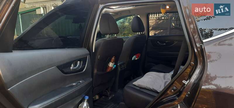 Позашляховик / Кросовер Nissan X-Trail 2017 в Новій Водолагі