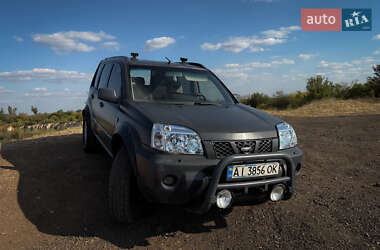 Внедорожник / Кроссовер Nissan X-Trail 2006 в Славянске