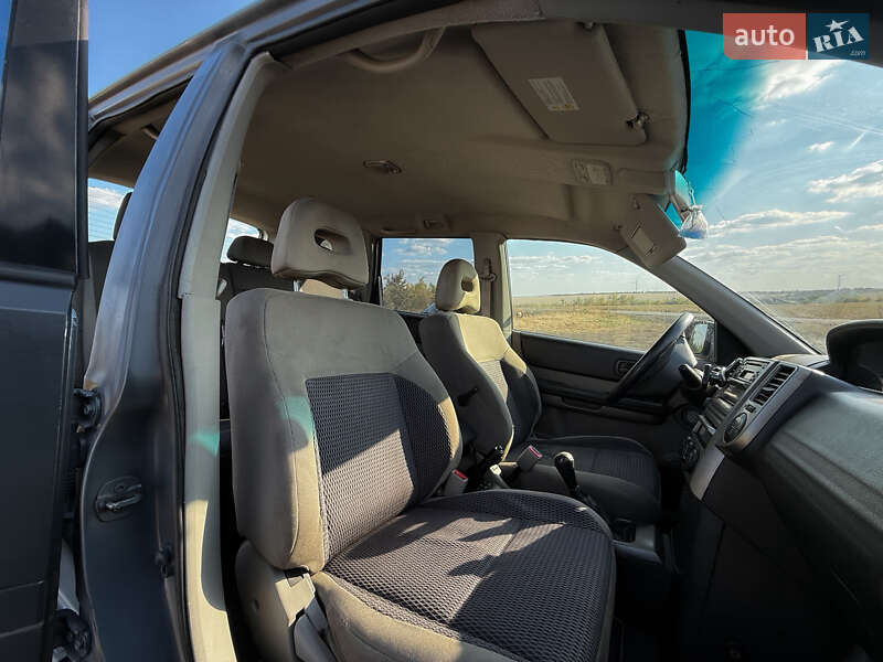 Внедорожник / Кроссовер Nissan X-Trail 2006 в Киеве фото 7 Внедорожник / Кроссовер Nissan X-Trail 2006 в Киеве