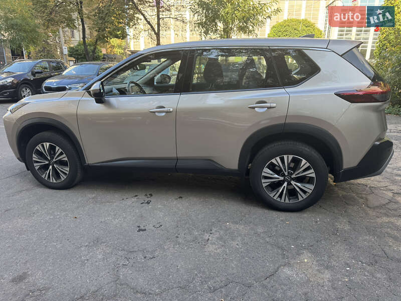 Внедорожник / Кроссовер Nissan X-Trail 2023 в Киеве