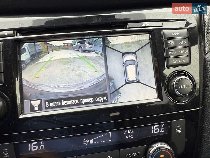 Позашляховик / Кросовер Nissan X-Trail 2016 в Радомишлі