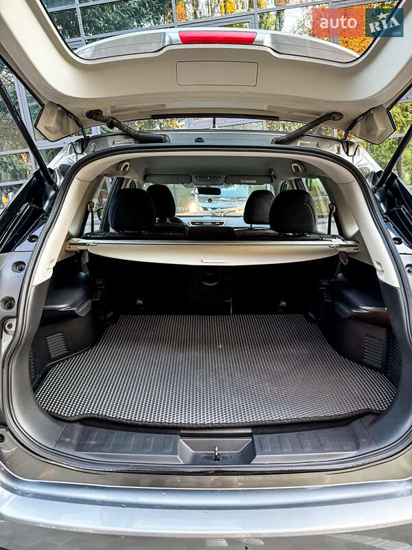 Позашляховик / Кросовер Nissan X-Trail 2016 в Запоріжжі