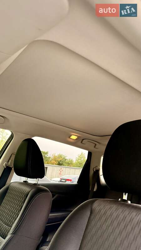 Внедорожник / Кроссовер Nissan X-Trail 2017 в Днепре