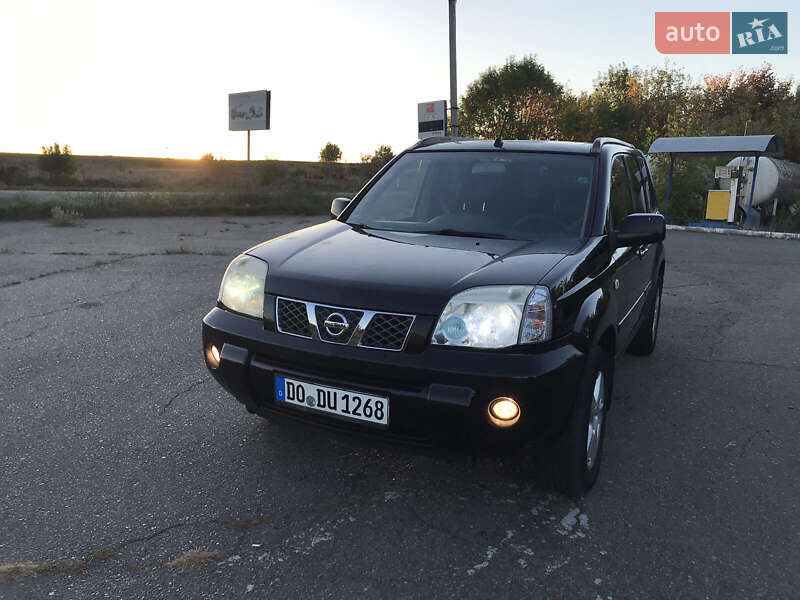Внедорожник / Кроссовер Nissan X-Trail 2005 в Киеве