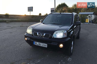 Внедорожник / Кроссовер Nissan X-Trail 2005 в  фото 2 Внедорожник / Кроссовер Nissan X-Trail 2005 в