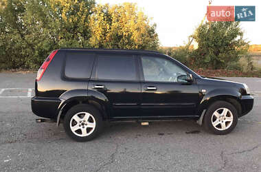 Внедорожник / Кроссовер Nissan X-Trail 2005 в  фото 11 Внедорожник / Кроссовер Nissan X-Trail 2005 в