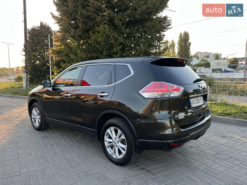 Внедорожник / Кроссовер Nissan X-Trail 2017 в Киеве