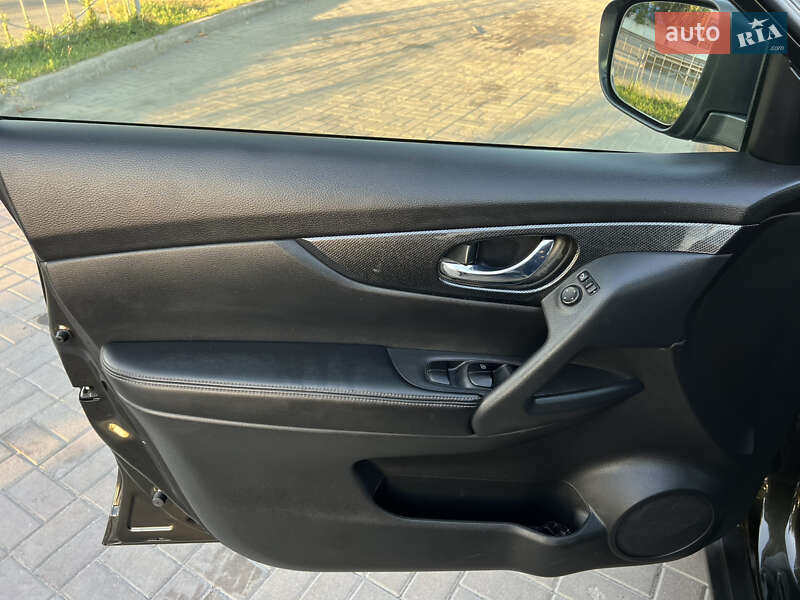 Внедорожник / Кроссовер Nissan X-Trail 2017 в Киеве