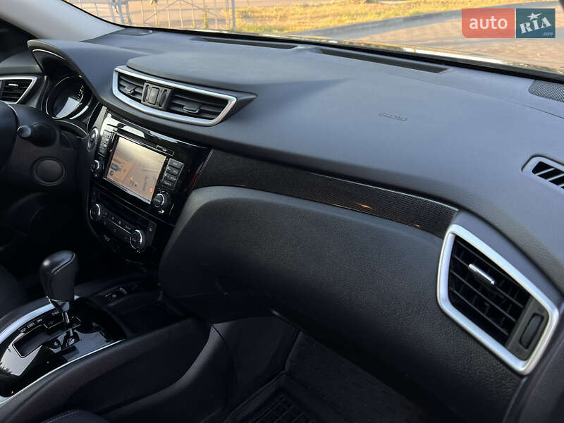 Внедорожник / Кроссовер Nissan X-Trail 2017 в Киеве