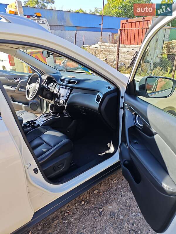 Позашляховик / Кросовер Nissan X-Trail 2017 в Києві