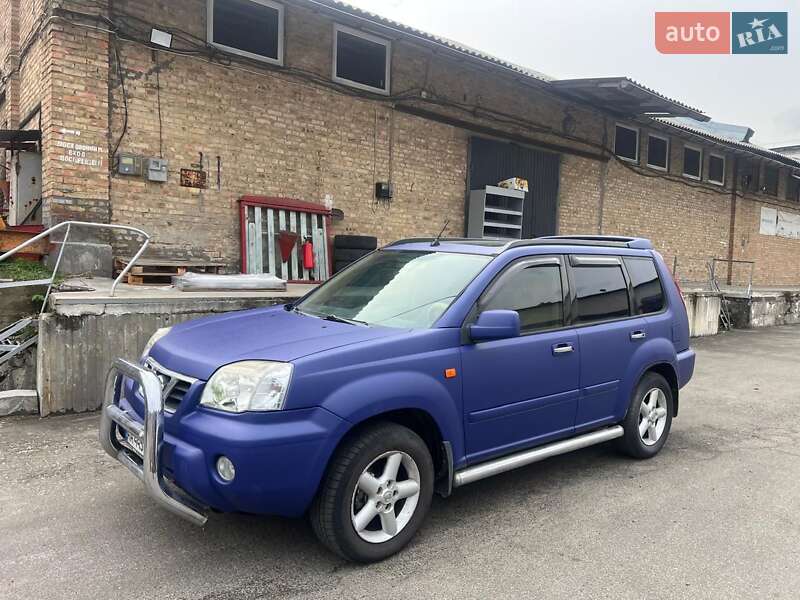 Внедорожник / Кроссовер Nissan X-Trail 2002 в Харькове