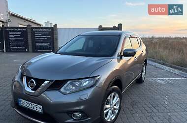 Внедорожник / Кроссовер Nissan X-Trail 2017 в Черноморске