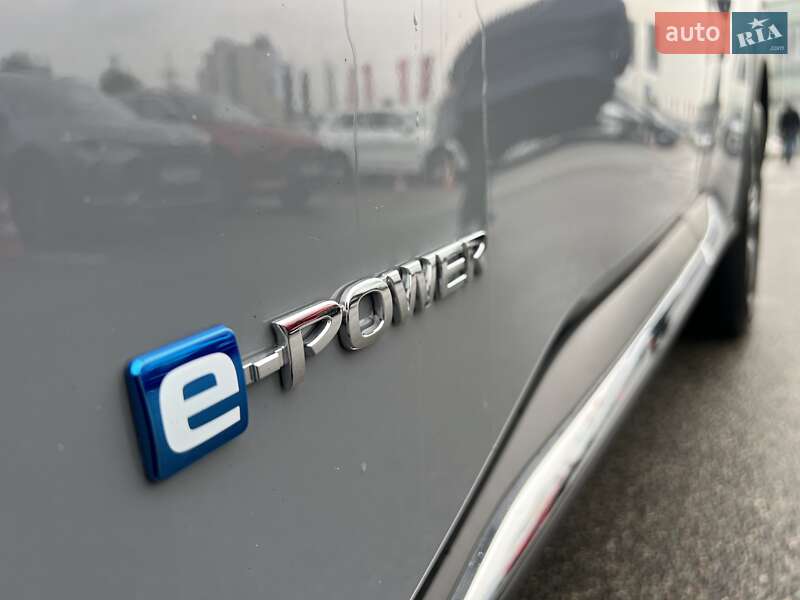 Внедорожник / Кроссовер Nissan X-Trail 2024 в Киеве