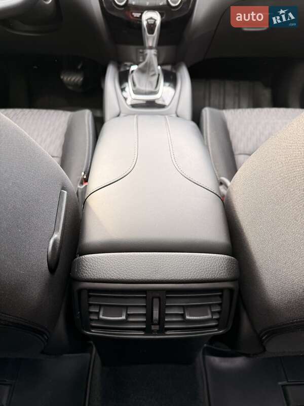 Позашляховик / Кросовер Nissan X-Trail 2018 в Дніпрі фото 41 Позашляховик / Кросовер Nissan X-Trail 2018 в Дніпрі