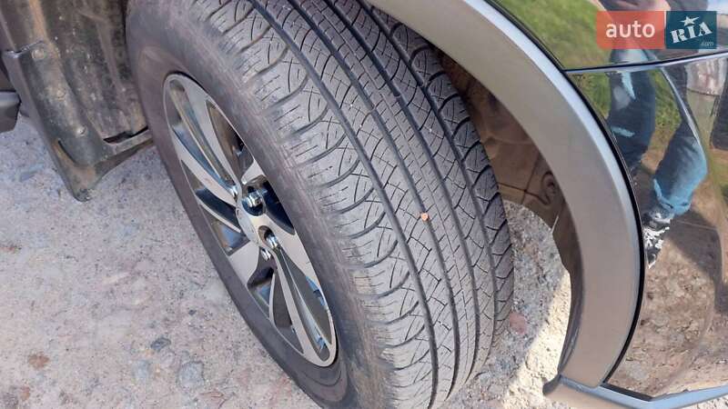 Позашляховик / Кросовер Nissan X-Trail 2013 в Полтаві