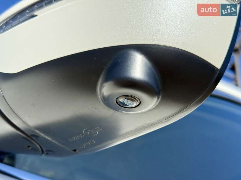 Позашляховик / Кросовер Nissan X-Trail 2017 в Дніпрі