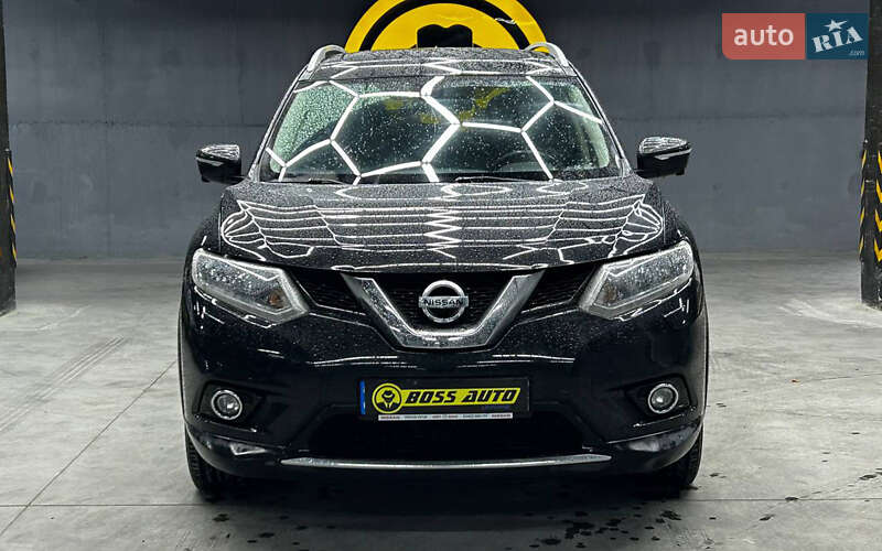 Позашляховик / Кросовер Nissan X-Trail 2016 в Чернівцях