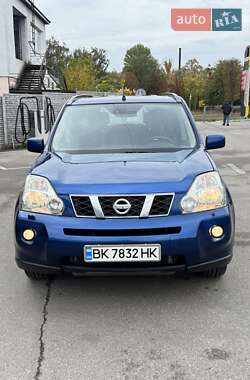 Внедорожник / Кроссовер Nissan X-Trail 2007 в 