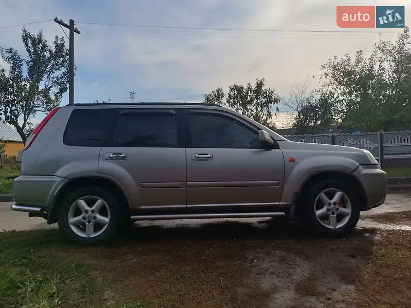 Nissan X-Trail 2003