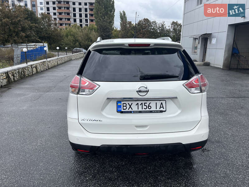 Позашляховик / Кросовер Nissan X-Trail 2015 в Хмельницькому