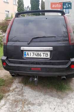 Внедорожник / Кроссовер Nissan X-Trail 2006 в 