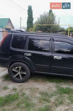 Внедорожник / Кроссовер Nissan X-Trail 2006 в 
