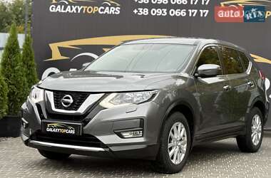 Внедорожник / Кроссовер Nissan X-Trail 2019 в 
